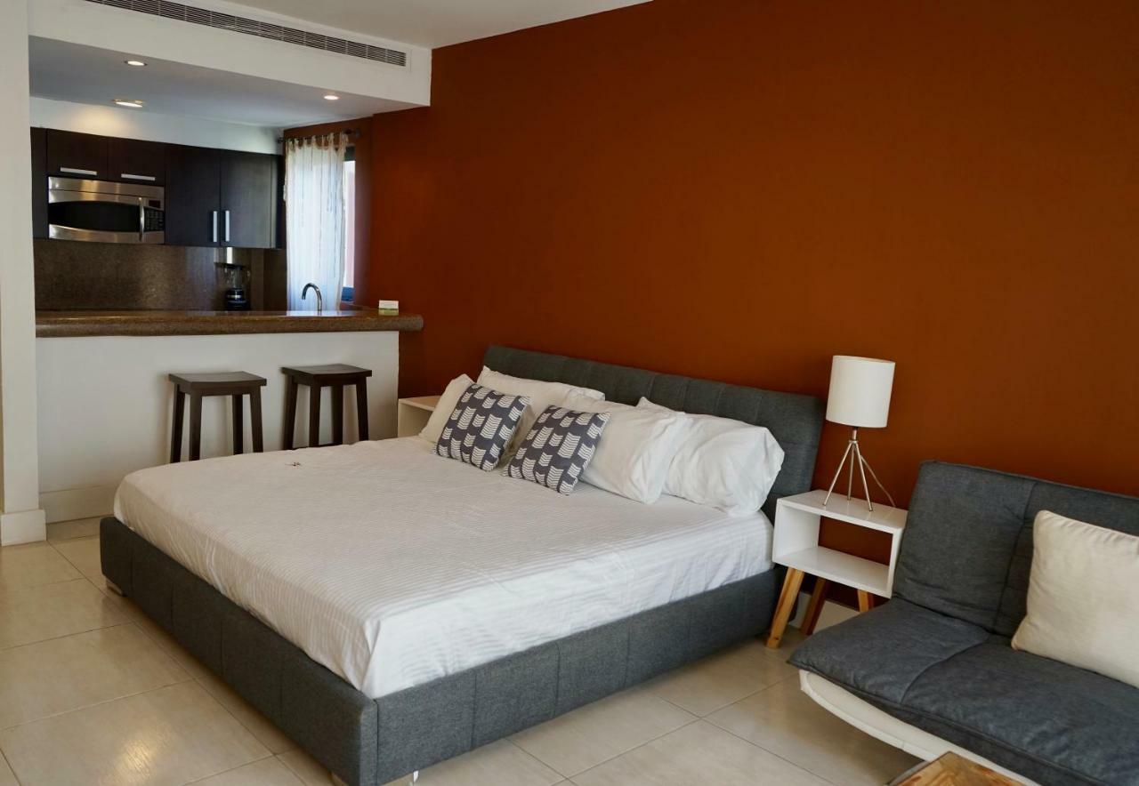 Aldea Thai By Blue Oceanfront Плая дел Кармен Екстериор снимка