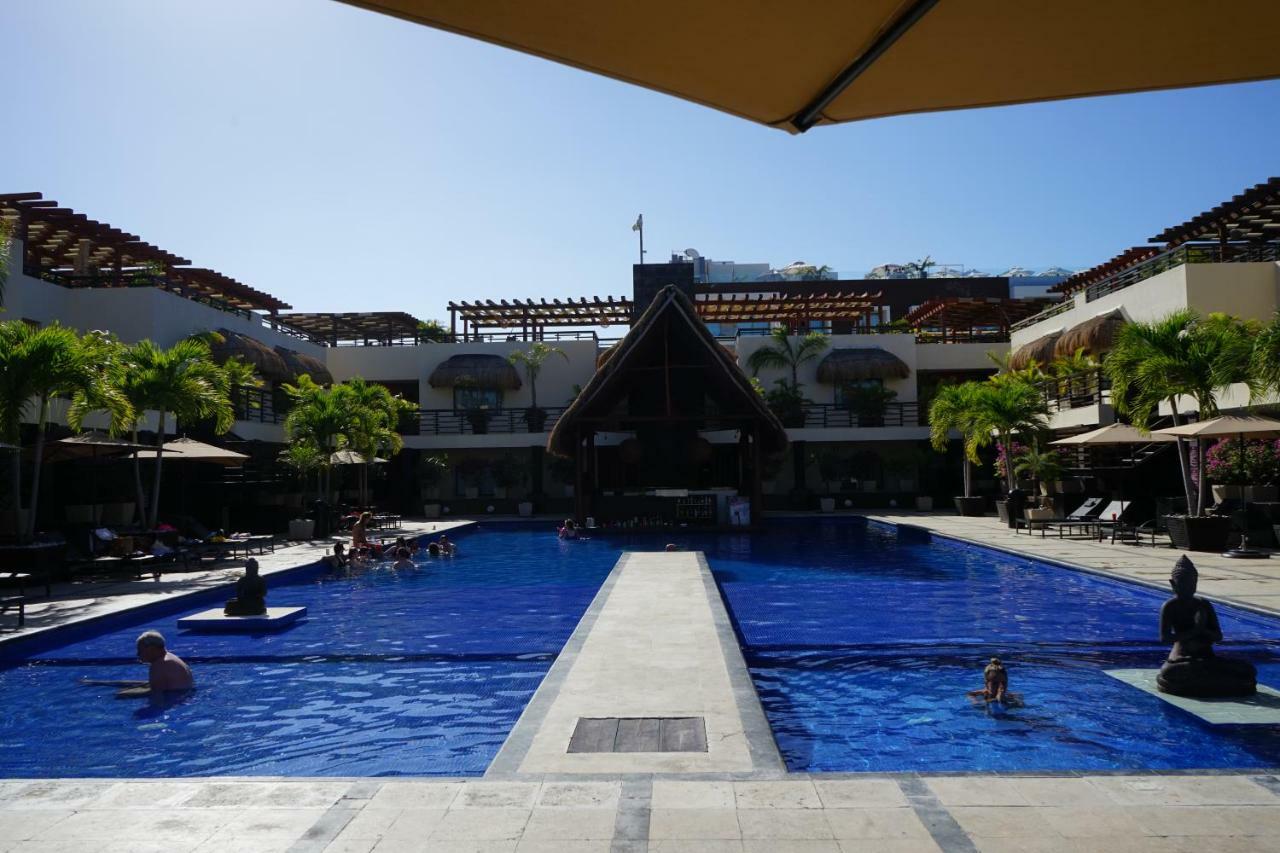 Aldea Thai By Blue Oceanfront Плая дел Кармен Екстериор снимка