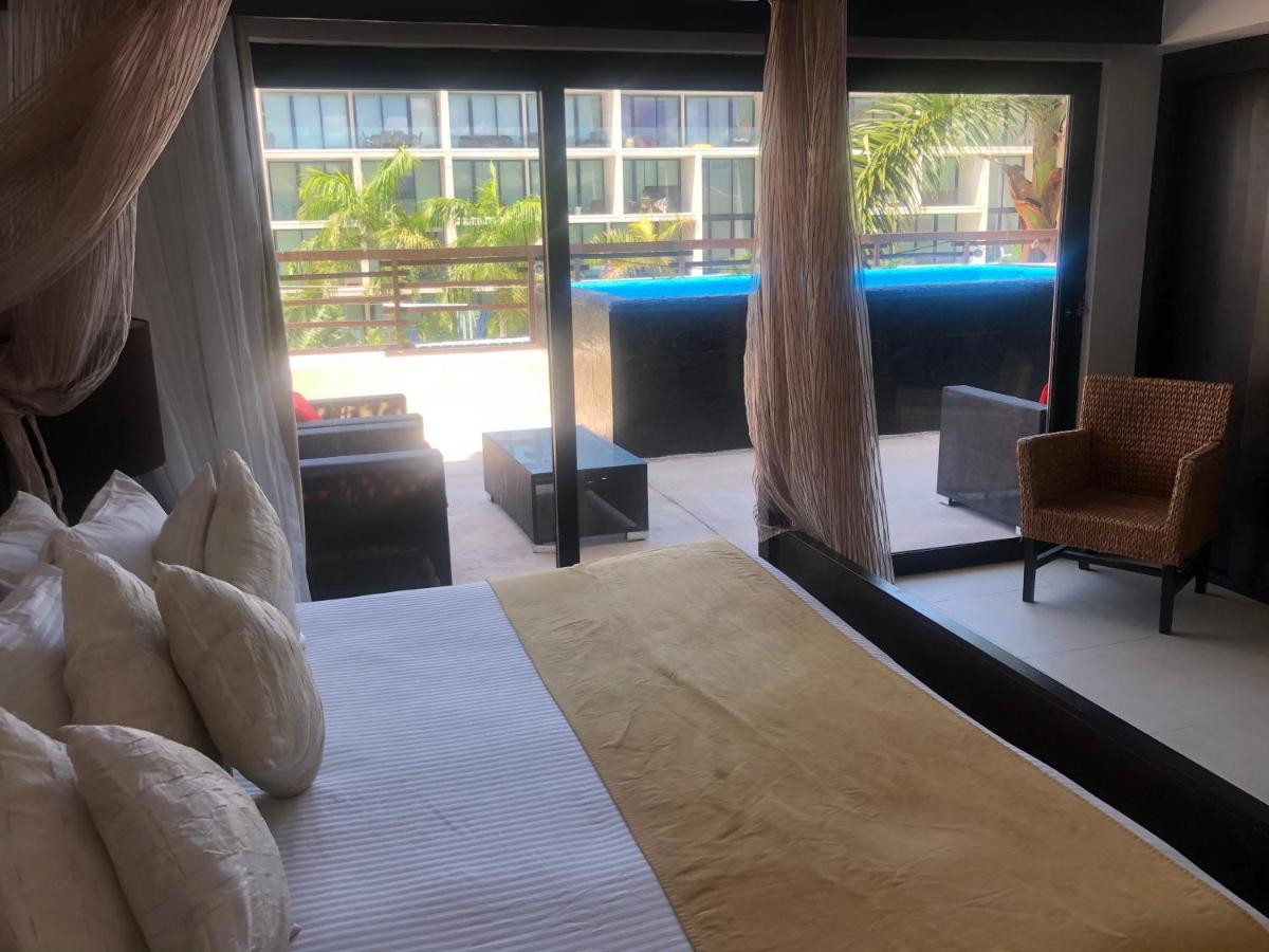 Aldea Thai By Blue Oceanfront Плая дел Кармен Екстериор снимка